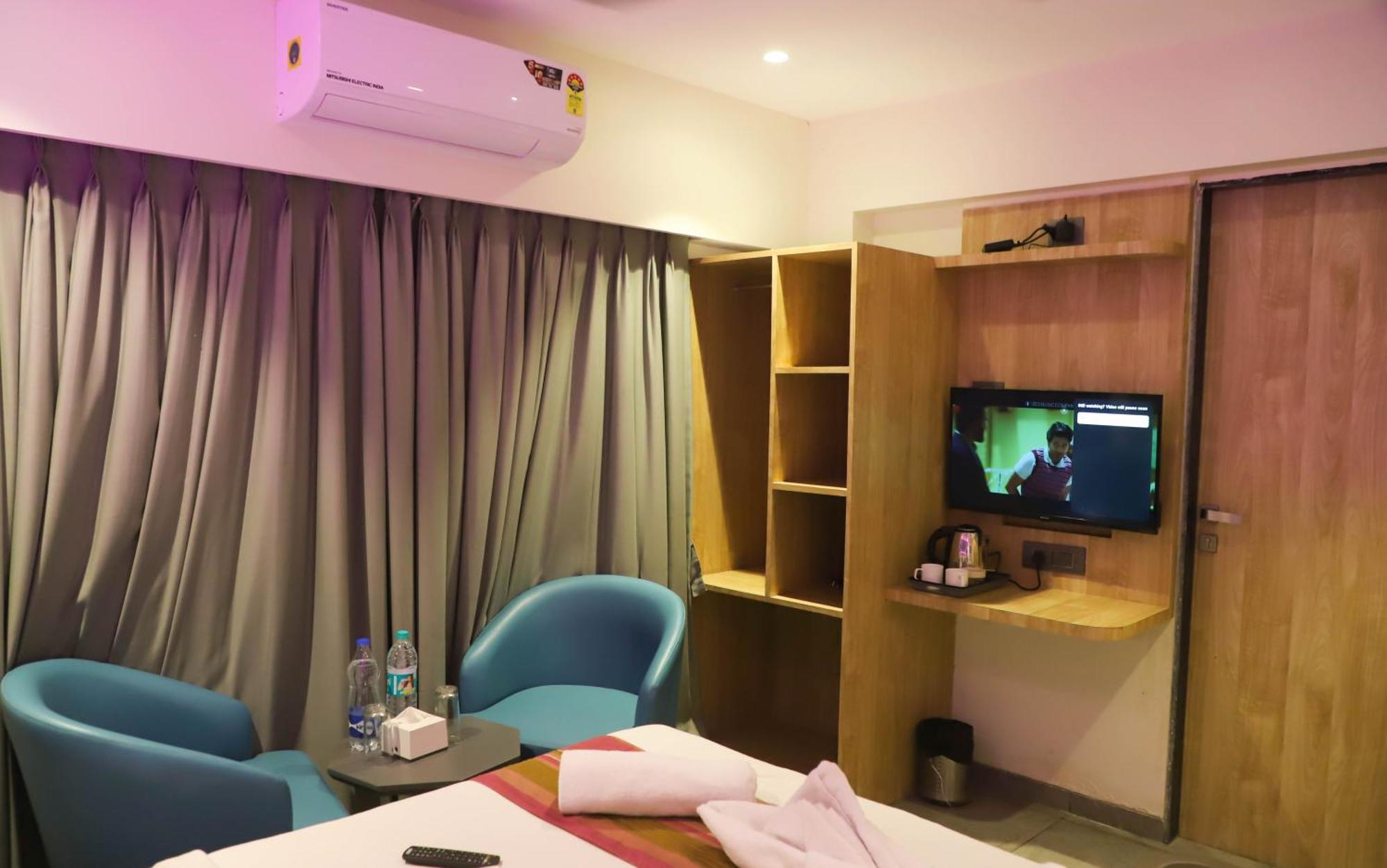 Hotel Aura Inn Airoli ,Digha Nová Bombaj Exteriér fotografie